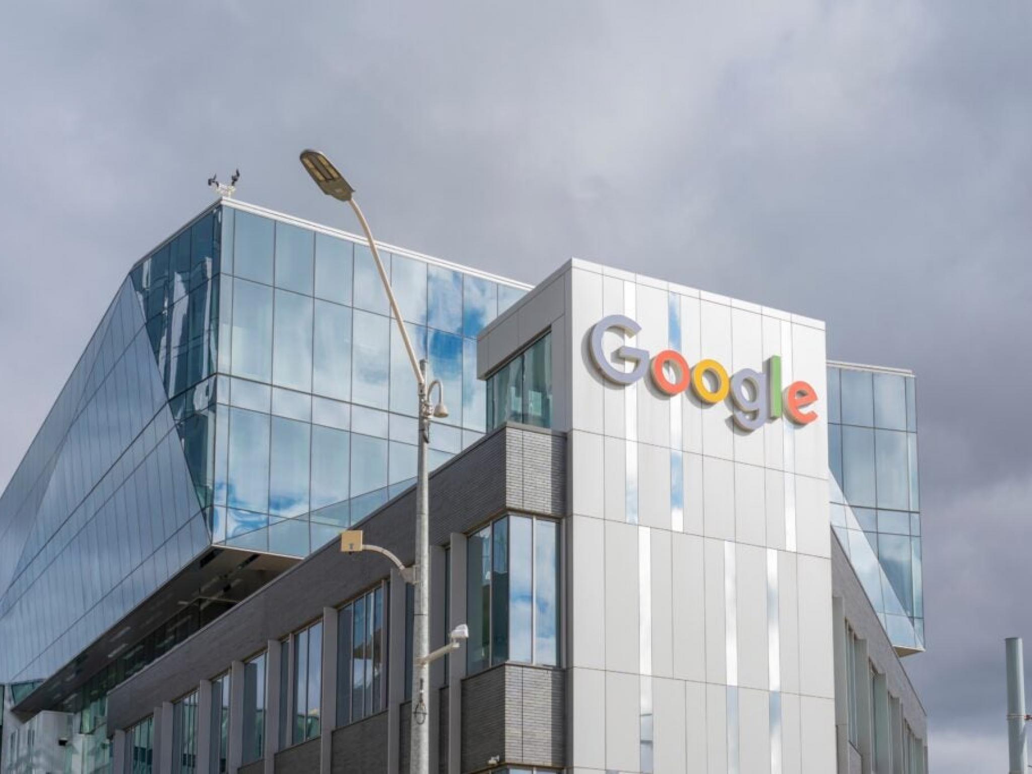 Trump Pushes Google, Amazon, Microsoft to Cut Cloud Prices: $20 Billion
